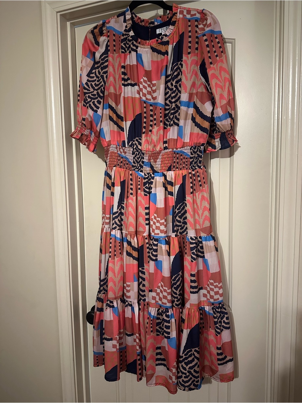 Multi‑Color Patterned Tiered Midi Dress - Coral & Navy